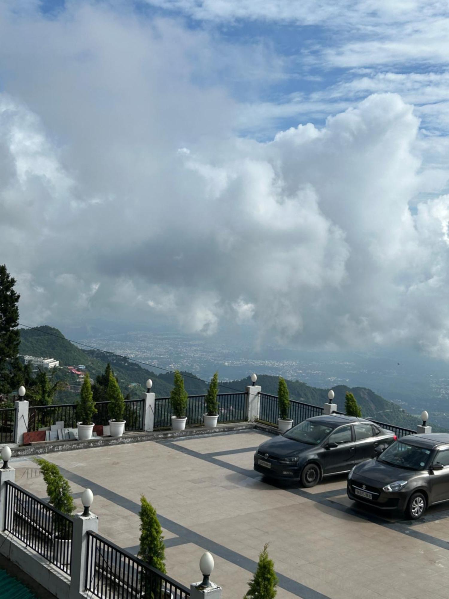 Ab'S Abode-A Boutique Hotel Mussoorie Bagian luar foto