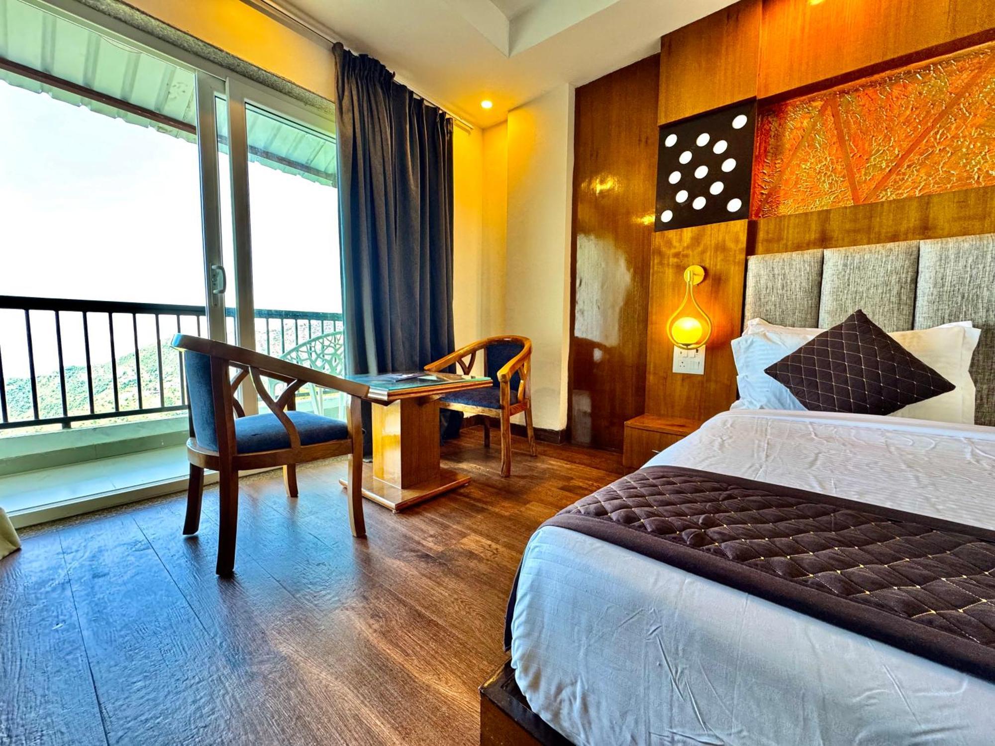 Ab'S Abode-A Boutique Hotel Mussoorie Bagian luar foto