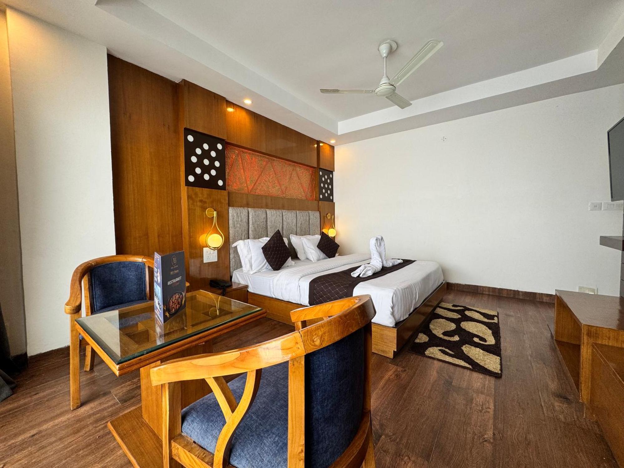 Ab'S Abode-A Boutique Hotel Mussoorie Bagian luar foto
