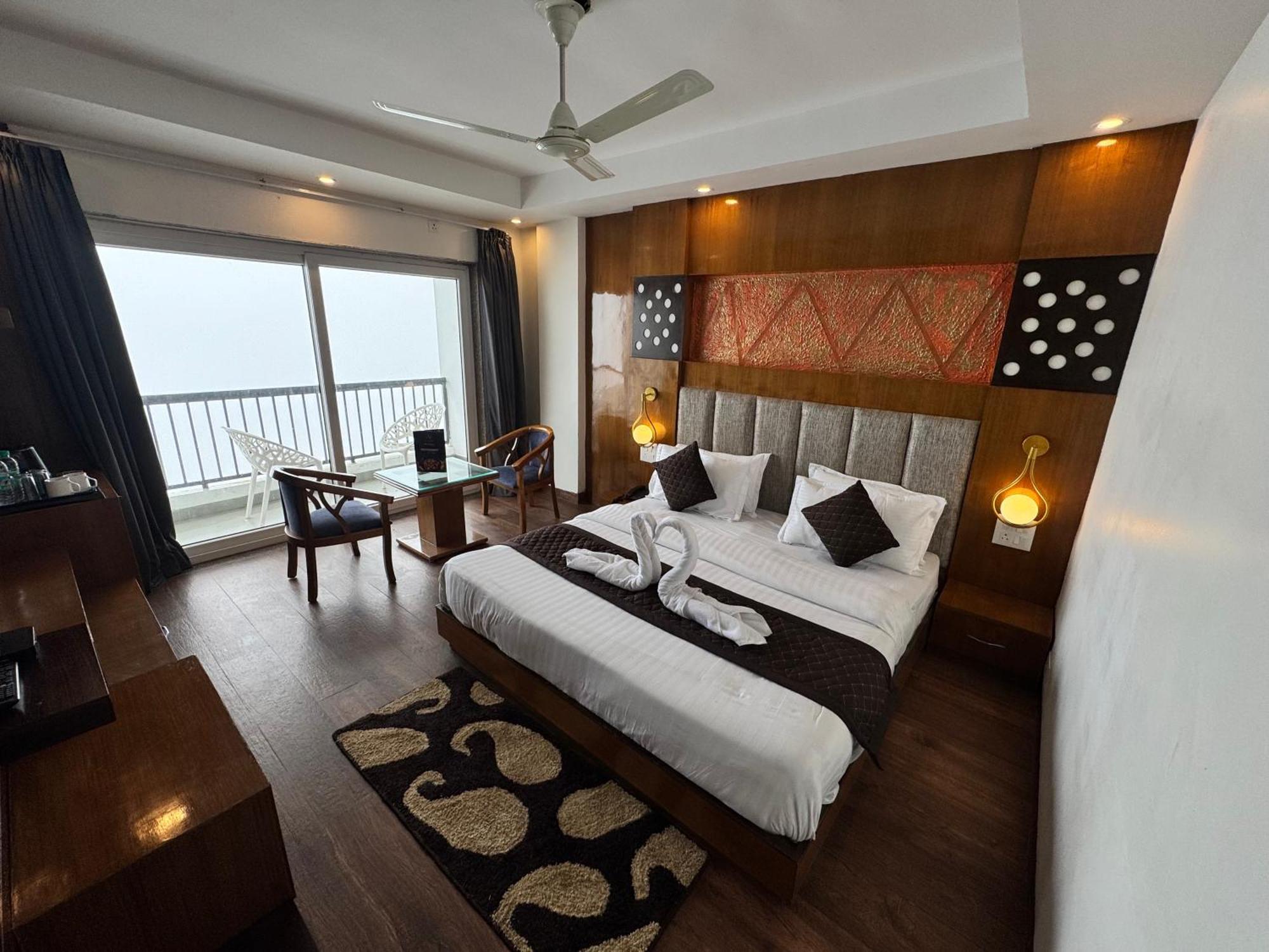 Ab'S Abode-A Boutique Hotel Mussoorie Bagian luar foto